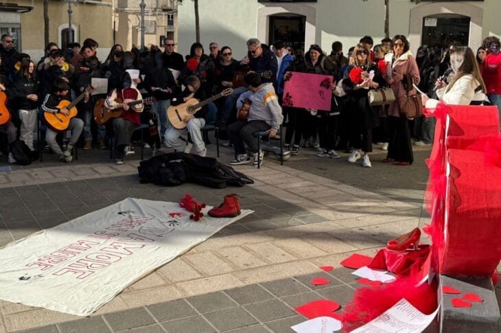 Flash mob Manifestazione contro la violenza sulle donne